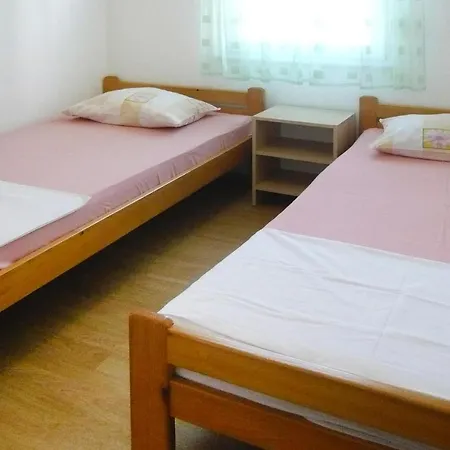 Dervic - Cdn02080-dya Appartement *