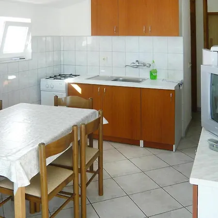 Dervic - Cdn02080-dya Appartement